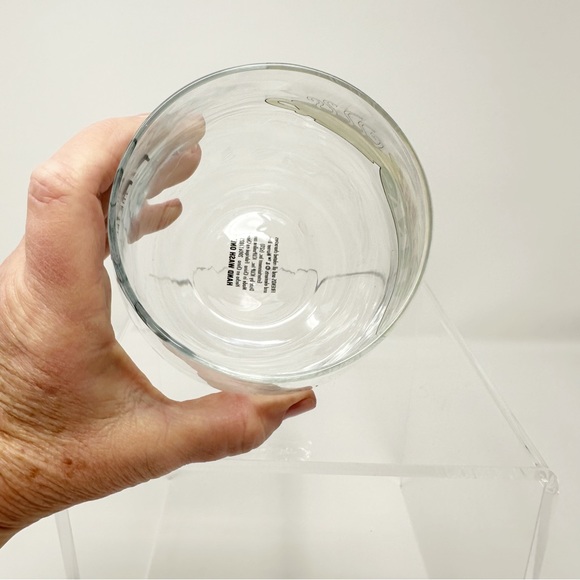 FRIENDS CENTRAL PERK WARNER BROS GLASS GOBLET - Picture 4 of 5